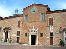 Das Oratorium des hl. Bernardin in Siena (Das Grab mit den Reliquien des hl. Bernardin befindet sich in Aquila), Foto 2009, Fotograf: Markus Mark - Wikimedia Commons