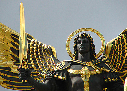 Statue des hl. Erzengels Michael in Kiev, Maidan Nezalezhnosti Square, Kiev/Ukraine, Foto: Mstyslav Chernov, Wikimedia Commons