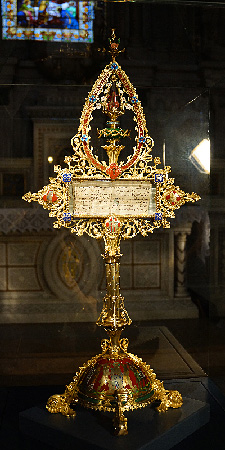 Reliquiar des heiligen Dorns in Saint-Etienne, Foto vom 8. Juni 2013, hochgeladen von Istribick, Wikimedia Commons